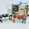 Ambulance avec gyrophare et sirène PLAYMOBIL 6685