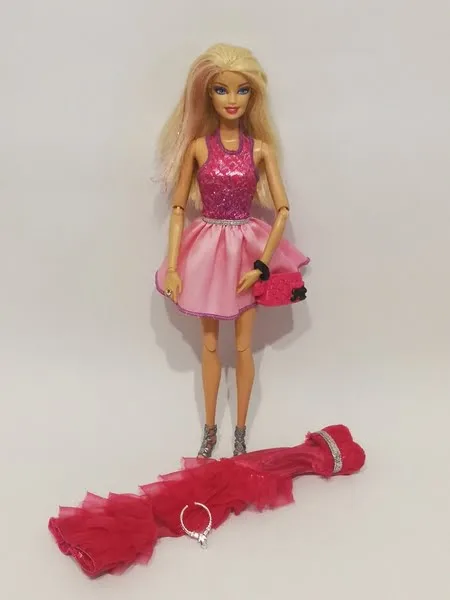 Barbie Robe de soirée Mattel
