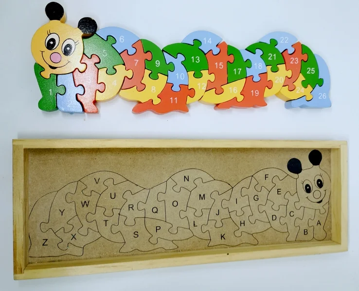 Puzzle en bois Chenille Alphabet et chiffre