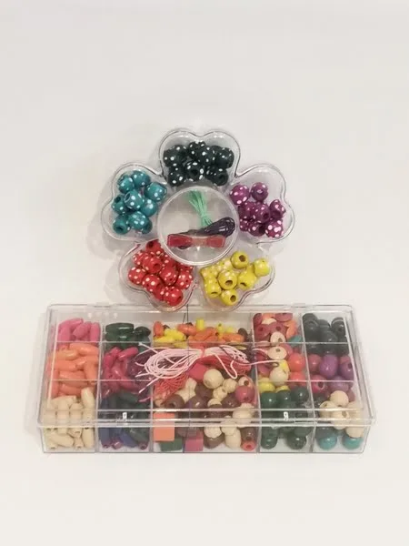 Assortiment de perles en bois