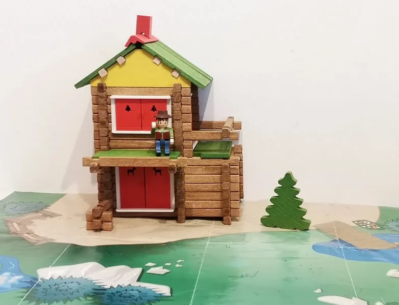 Mon chalet en bois 135 pièces Jeujura