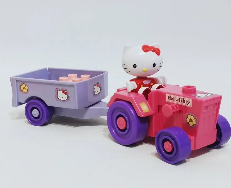 Hello Kitty avec tracteur Unico Plus