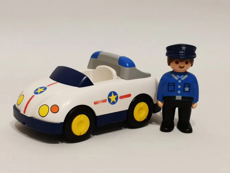 Policier et voiture Playmobil 123