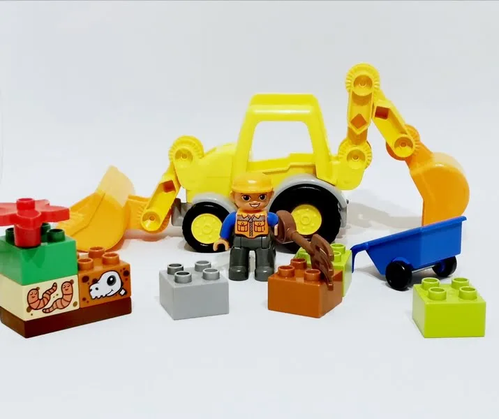 La pelleteuse Lego Duplo 10811