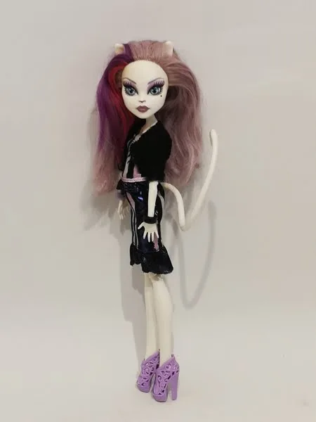 Monster High Catrine DeMew