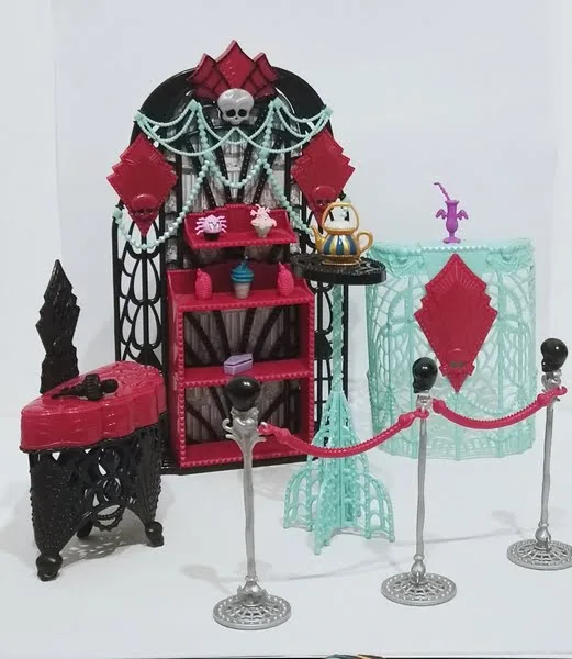 Monster high le salon hauntlywood