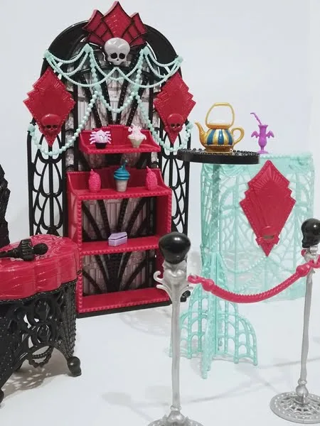 Monster high le salon hauntlywood