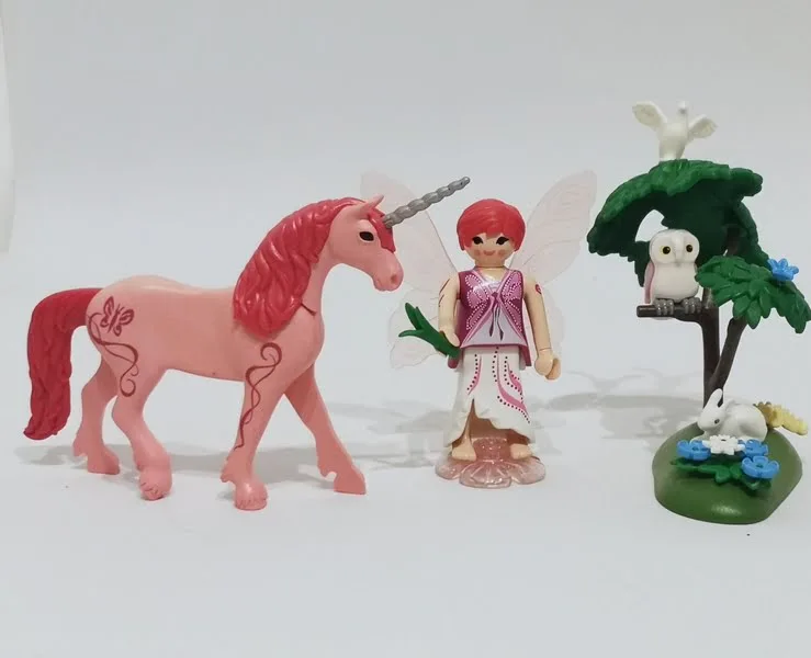 Fée coquette avec licorne Rose Playmobil