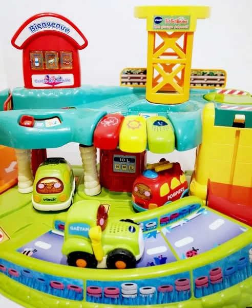 Mon garage éducatif Tut Tut Bolides VTECH