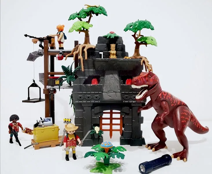 Campement des Explorers et Tyrannosaure Playmobil 9429