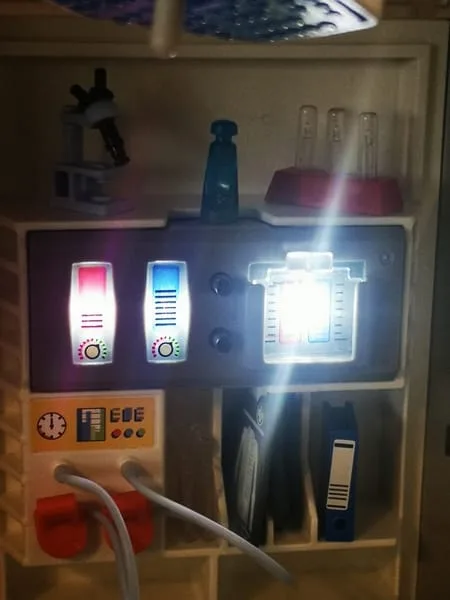 Hôpital aménagé Playmobil 70190