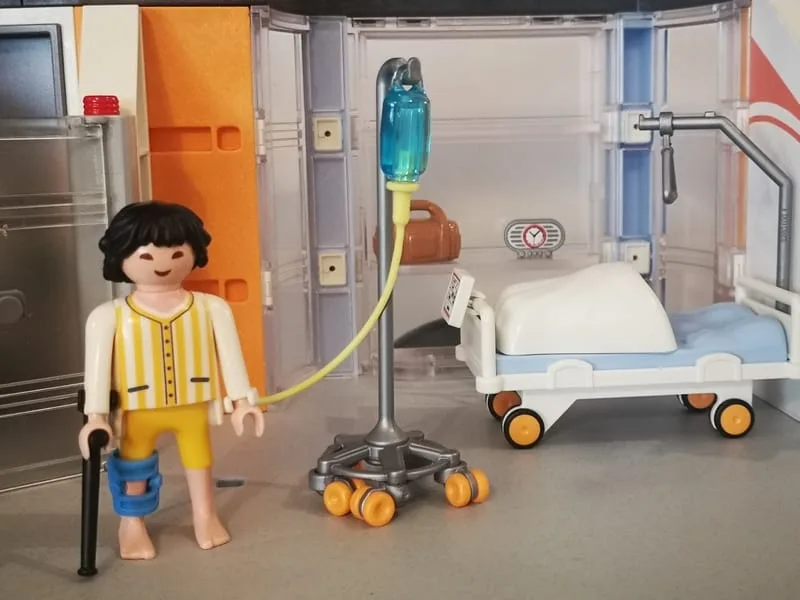 Hôpital aménagé Playmobil 70190